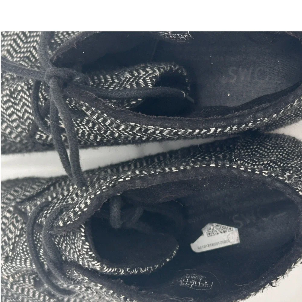 TOMS Black White Herringbone Wedge Ankle Booties Size 8 Lace‎ Up Shoes Scandi